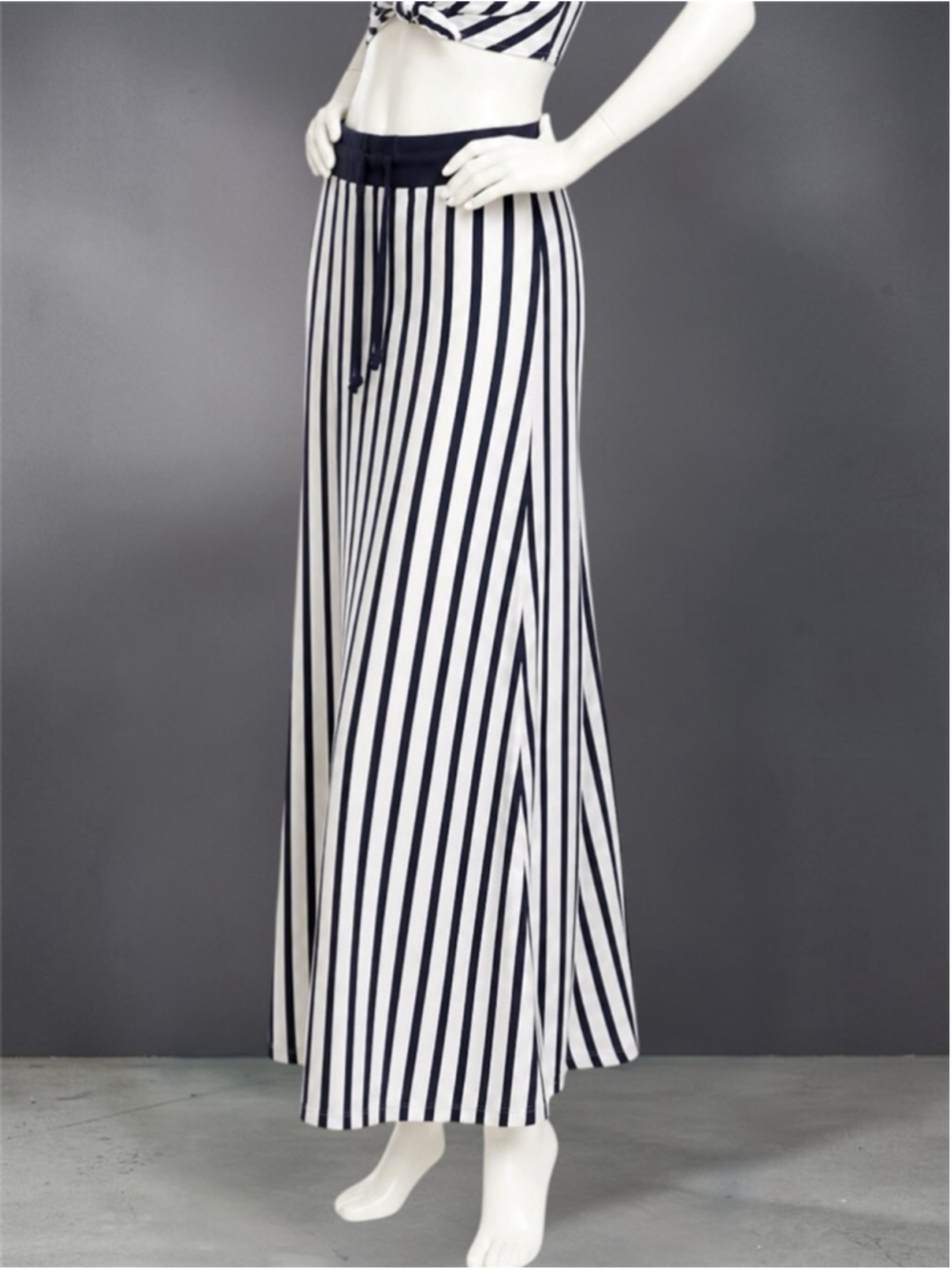 Zara Navy & White Knotted Striped Maxi Skirt – Size M – New - Picture 6 of 9
